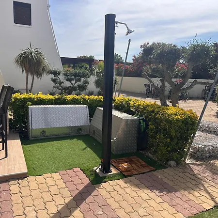 Апартаменты Rez De Jardin Ou 4e Avec Ascenseur- Velo - Piscine -wifi-dans Le Village Naturiste-holidaysochic *