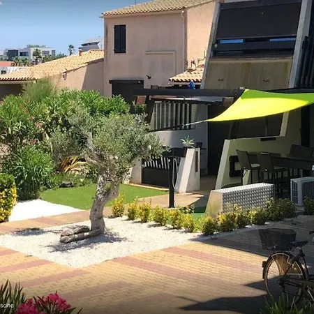 Rez De Jardin Ou 4e Avec Ascenseur- Velo - Piscine -wifi-dans Le Village Naturiste-holidaysochic Агд