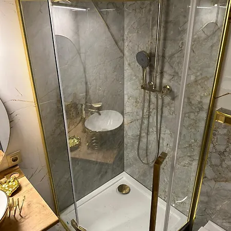 Apartment Rez De Jardin Ou 4e Avec Ascenseur- Velo - Piscine -wifi-dans Le Village Naturiste-holidaysochic Agde