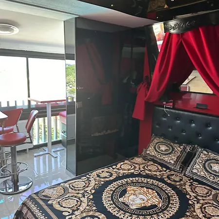 Apartmán Rez De Jardin Ou 4e Avec Ascenseur- Velo - Piscine -wifi-dans Le Village Naturiste-holidaysochic