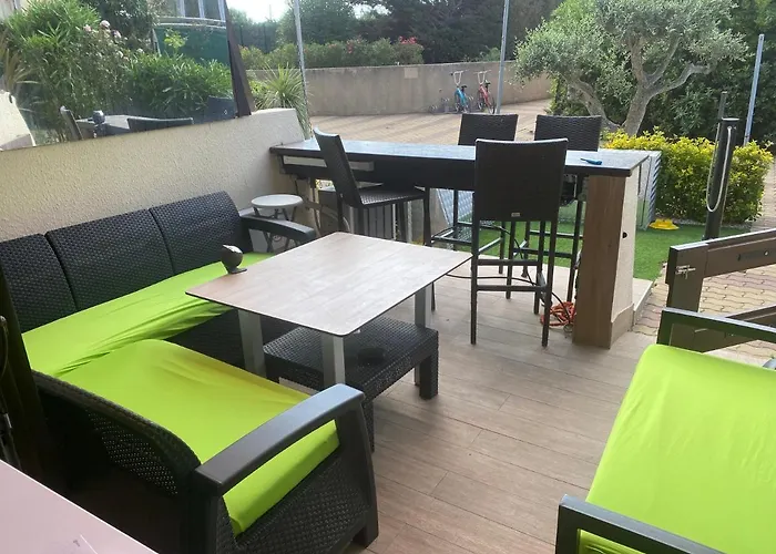 Apartman Rez De Jardin Ou Ascenseur 4 Ieme Piscine -wifi-dans Le Village Naturiste Holidaysochic *